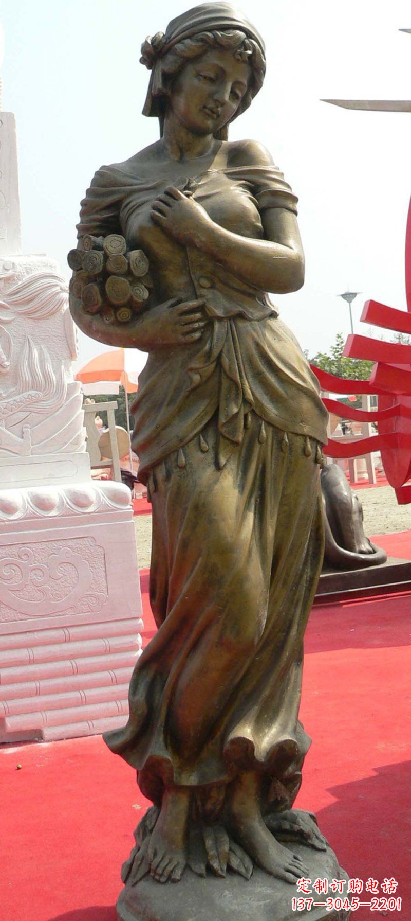 武汉少女梦想铜雕