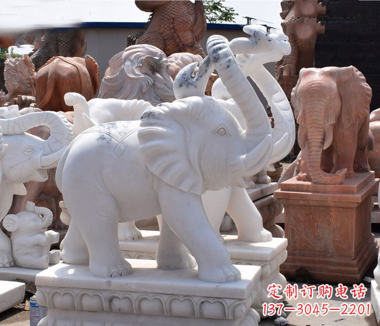武汉“优雅大象”汉白玉雕塑