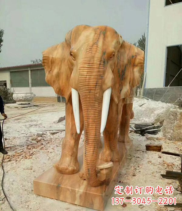 武汉大象石雕,招财进宝