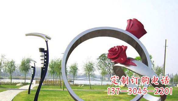 武汉不锈钢爱情戒指浪漫雕塑艺术