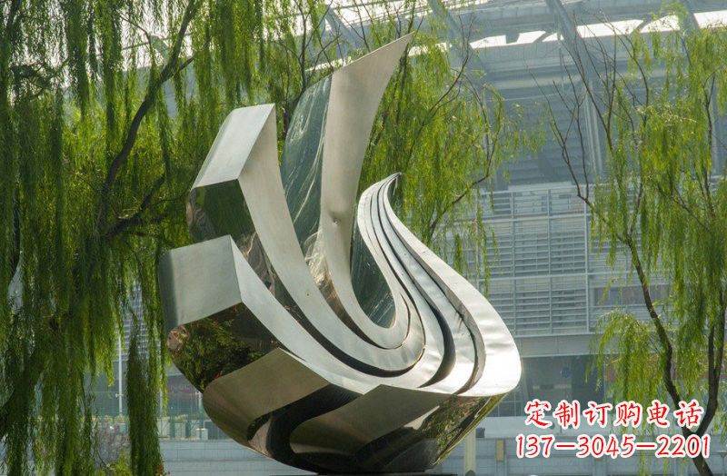 武汉不锈钢和平鸽雕塑象征和平与信仰