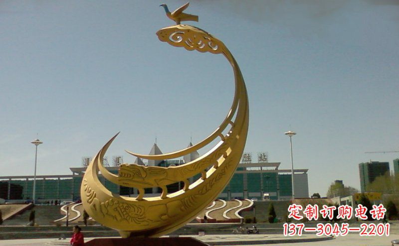 武汉天鹅雕塑