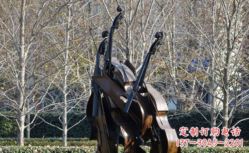 武汉不锈钢大提琴雕塑细节丰富的艺术象征