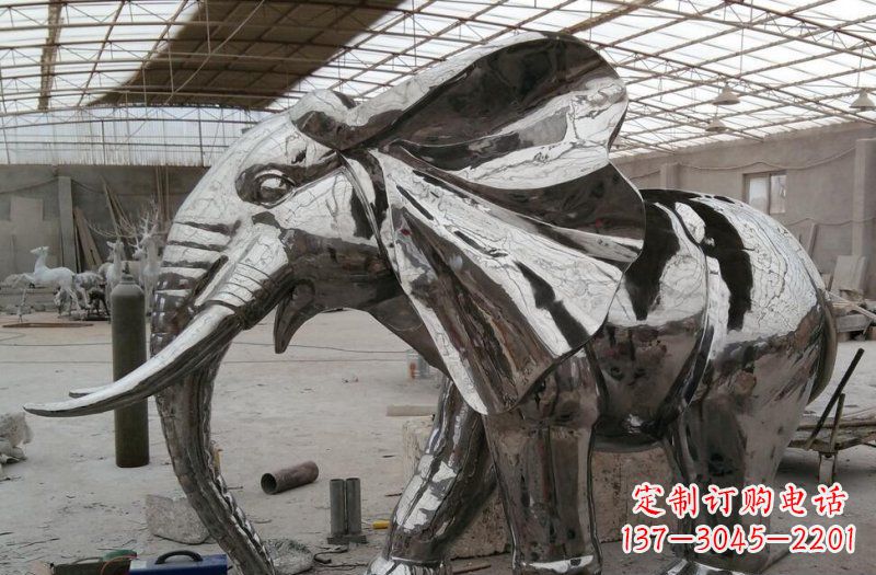 武汉不锈钢大象传承与美的结合