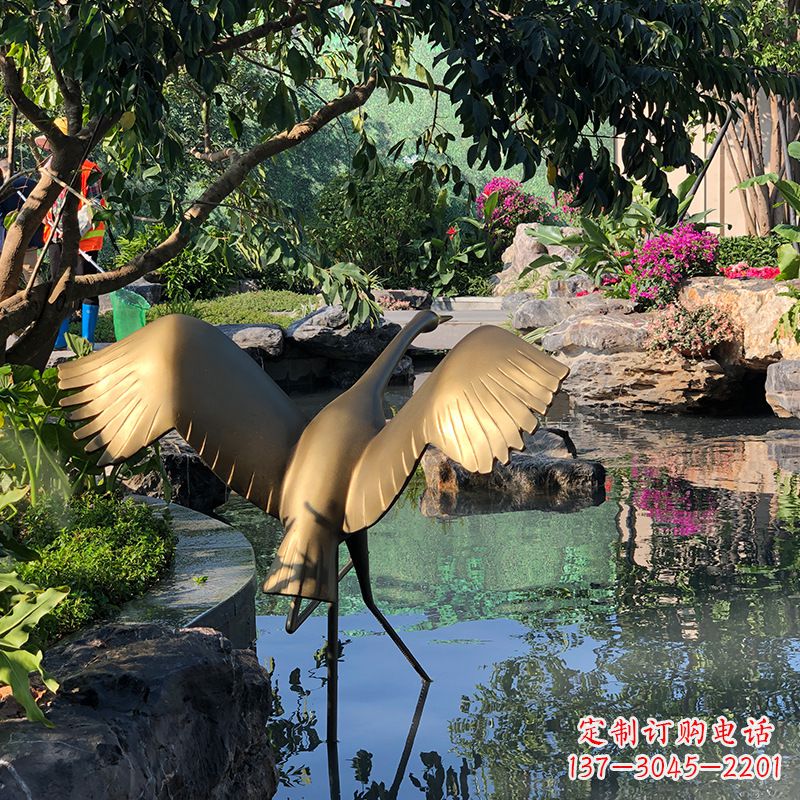武汉不锈钢动物鹤雕塑精美艺术品