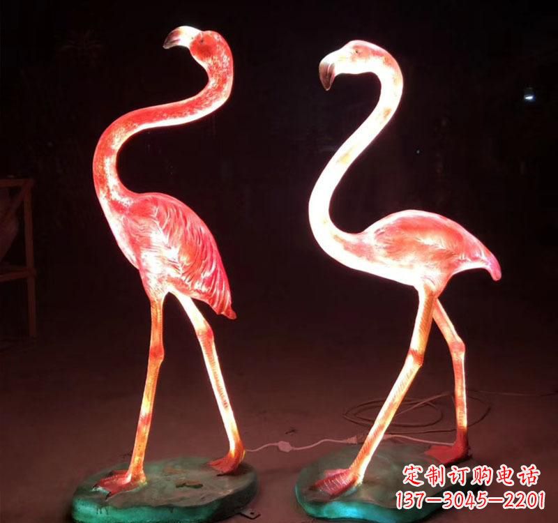 武汉不锈钢火烈鸟绚丽多彩的艺术品