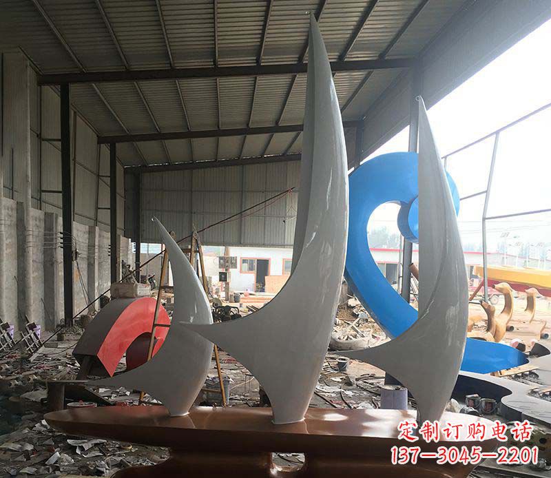 武汉该雕塑,