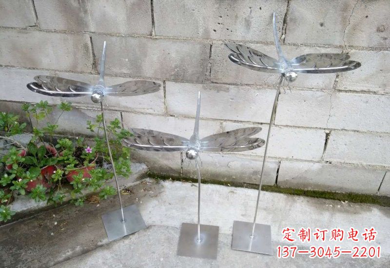 武汉动物雕塑不锈钢蜻蜓的精美镜面