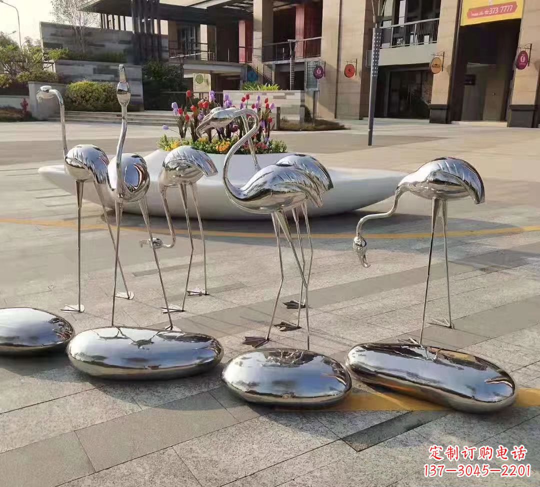 武汉鹅卵石雕塑不锈钢公园的美丽礼物