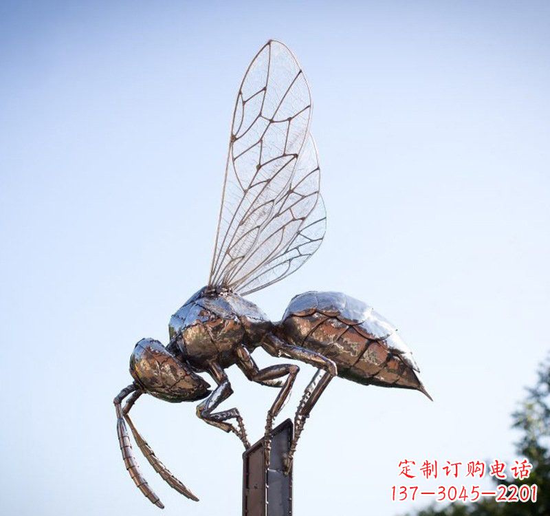武汉不锈钢公园蜜蜂雕塑精彩纷呈的自然之美