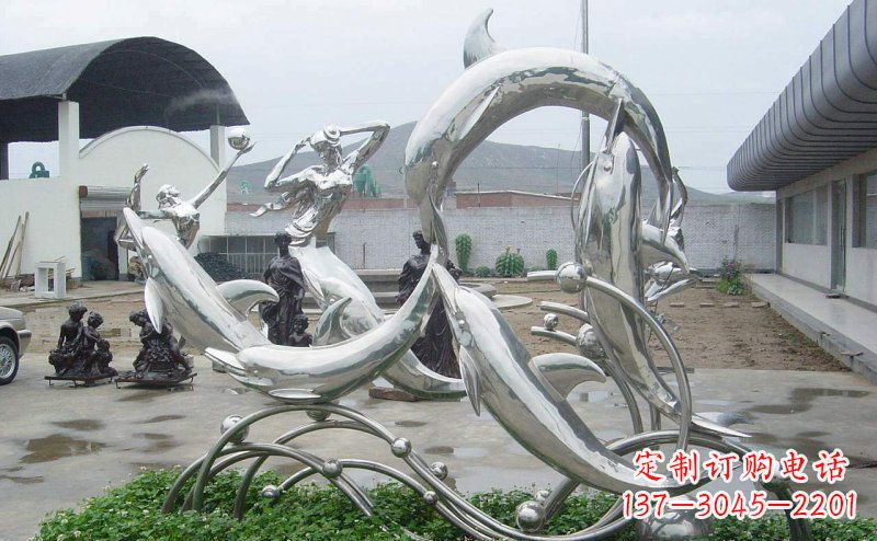 武汉不锈钢海豚的灵动嬉戏