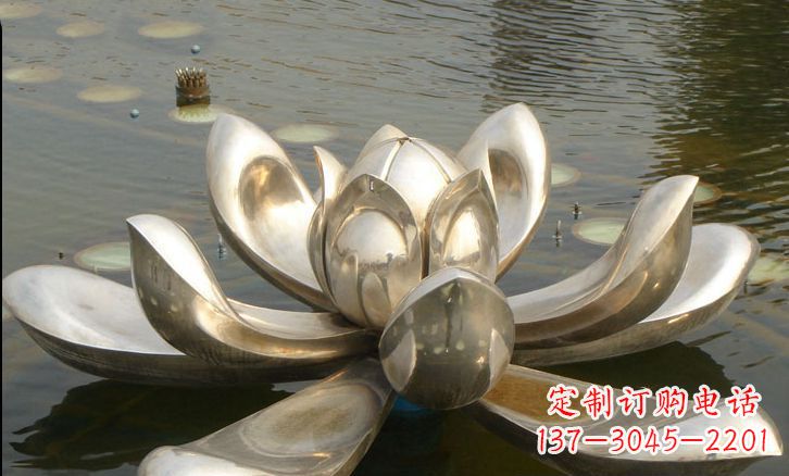 武汉不锈钢荷花雕塑艺术与自然的完美结合