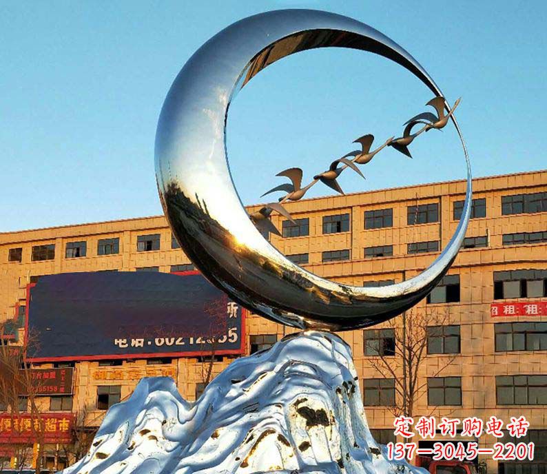 武汉雁雕塑不锈钢的艺术精灵