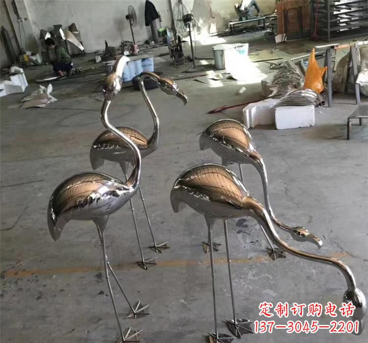 武汉不锈钢火烈鸟雕塑给家园带来灿烂的光芒