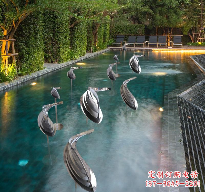 武汉不锈钢动物雕塑——美丽的水景装置