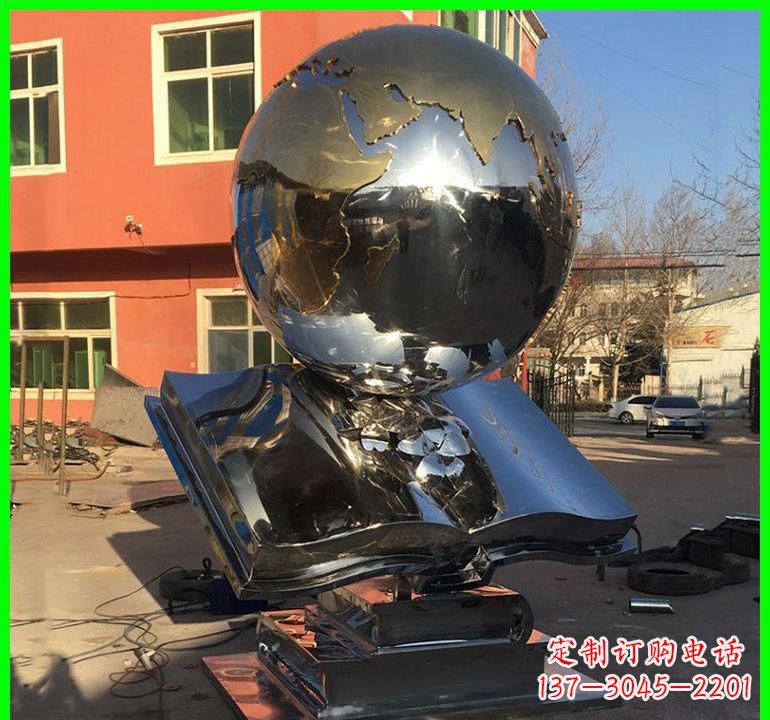 武汉不锈钢学校艺术书籍雕塑