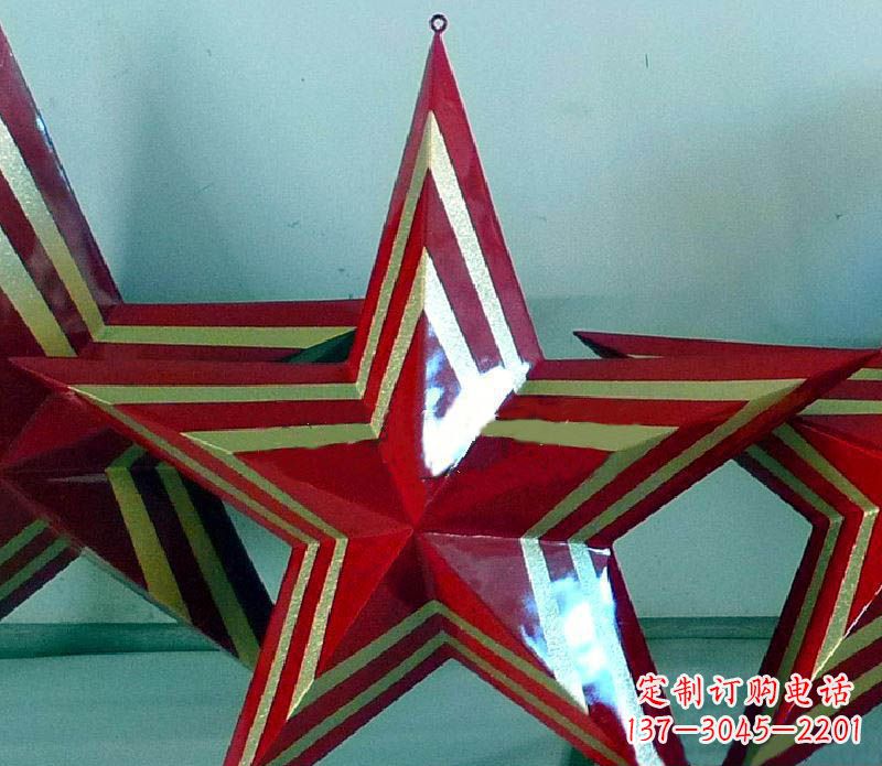 武汉部队的荣耀五角星雕塑