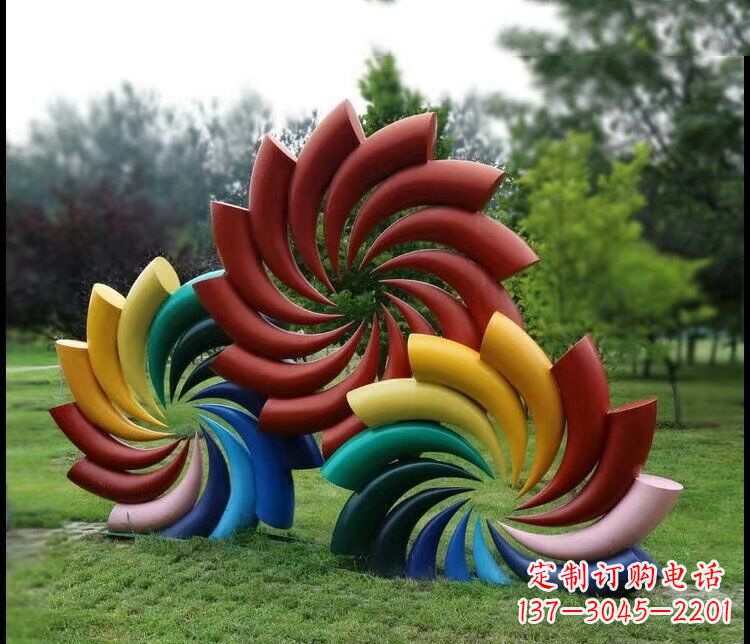 武汉彩色不锈钢风车雕塑