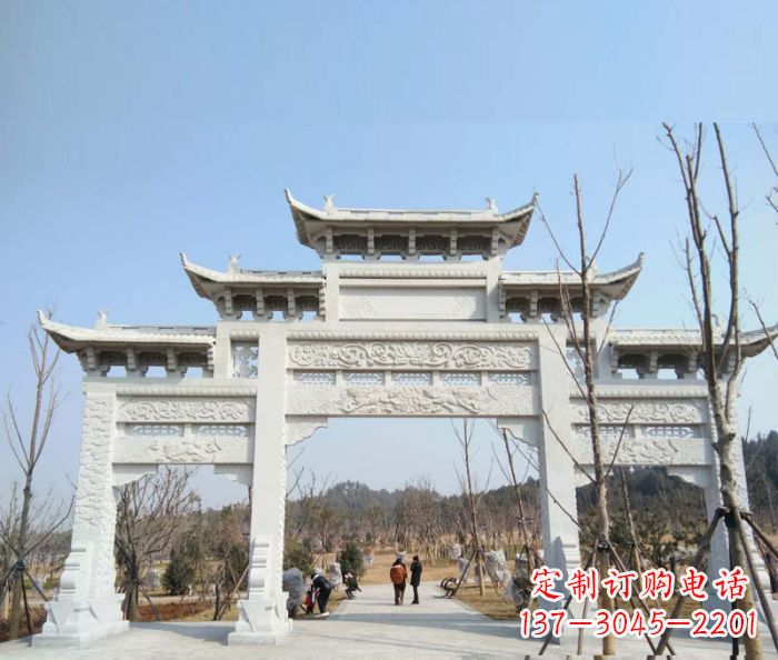 武汉“村口三门石雕牌楼”——悠久历史的见证