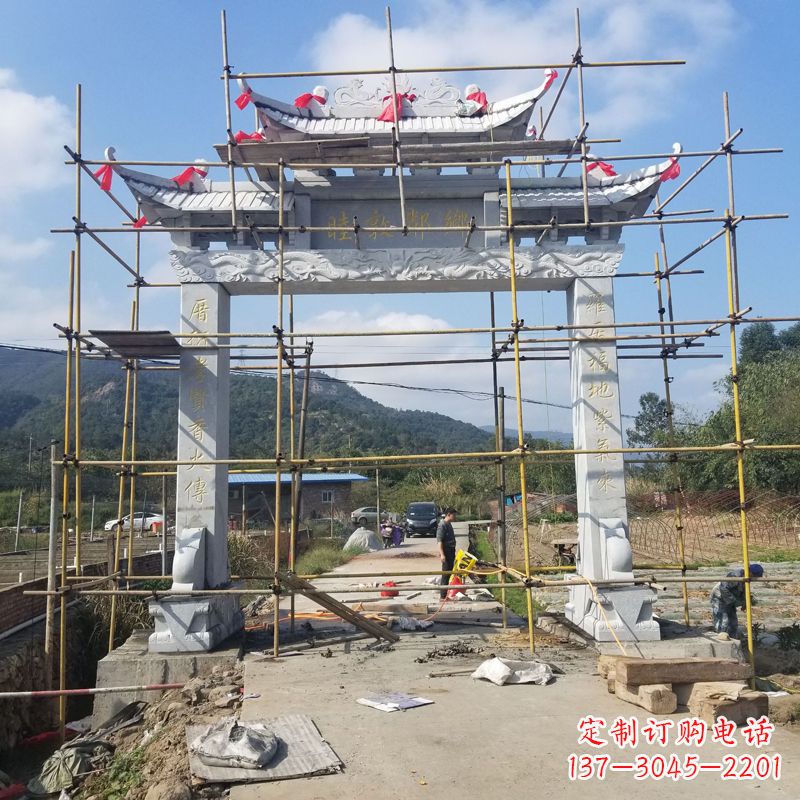 武汉村庄石牌坊雕塑传承民间文化