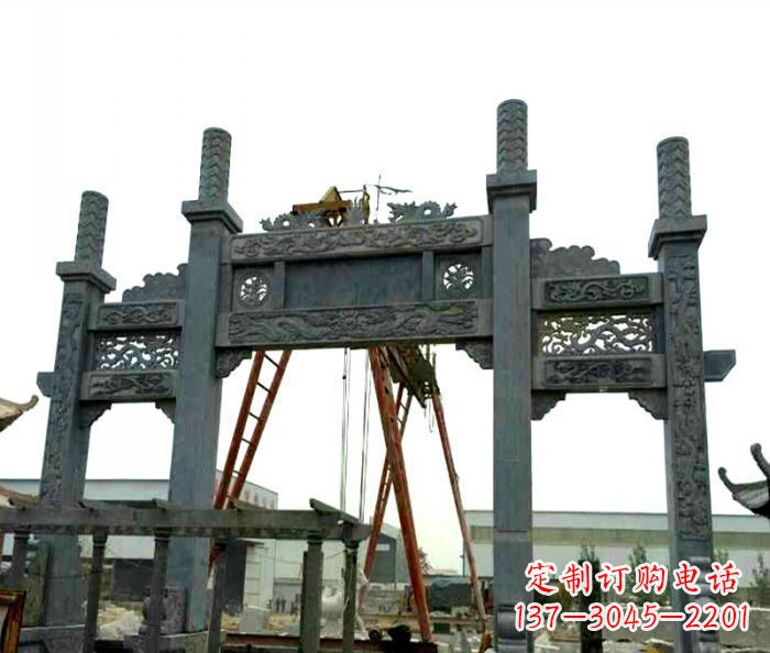 武汉村庄牌坊雕塑传承历史文化