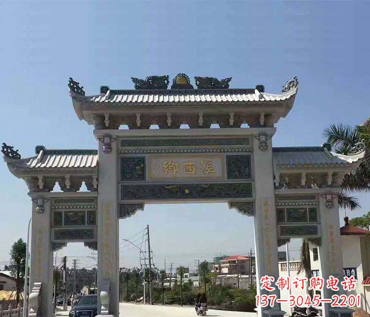 武汉石牌坊雕塑——缅怀深厚的历史情谊