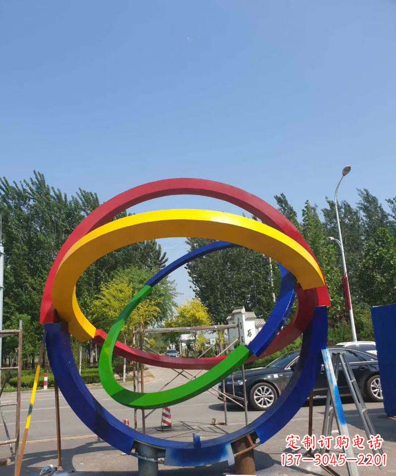 武汉大型不锈钢广场圆环景观雕塑