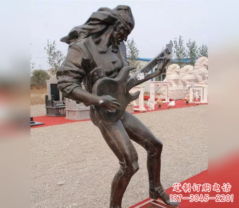 武汉弹吉他广场小品人物铜雕