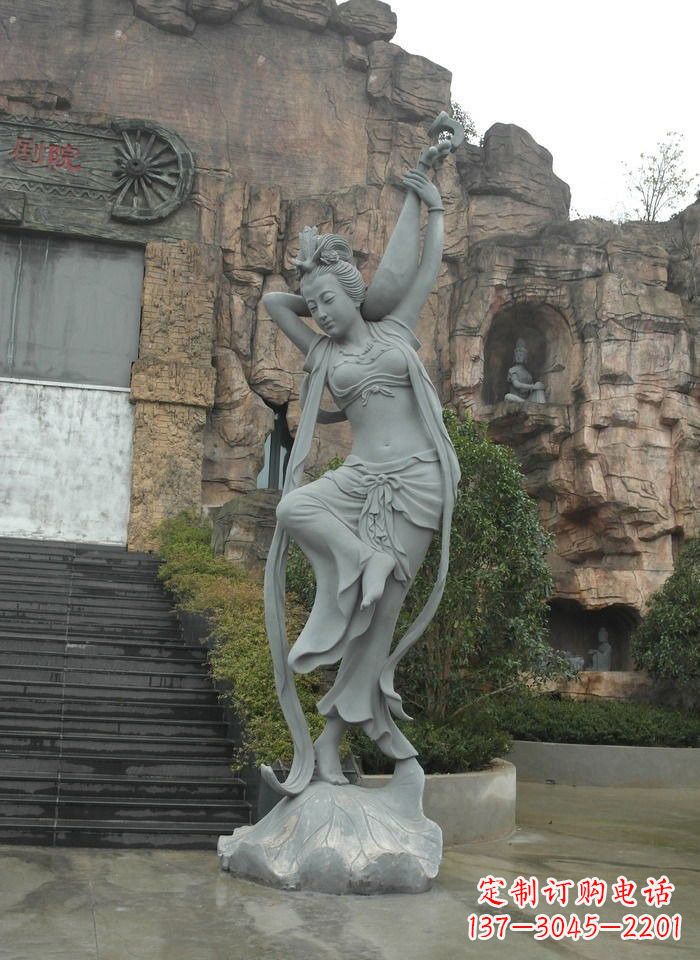武汉琵琶飞天人物石雕