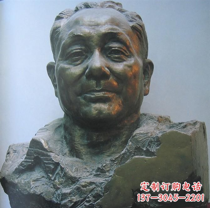 武汉邓小平名人胸像铜雕