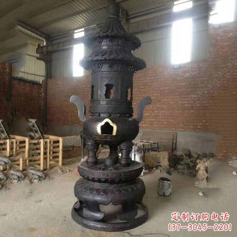 武汉花卉盘状高层圆形铜香炉雕塑
