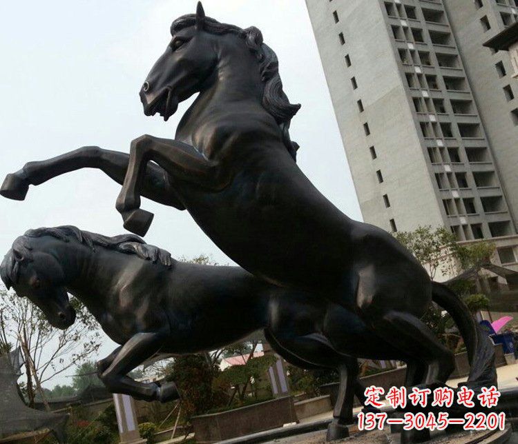 武汉高雅实木动物雕塑