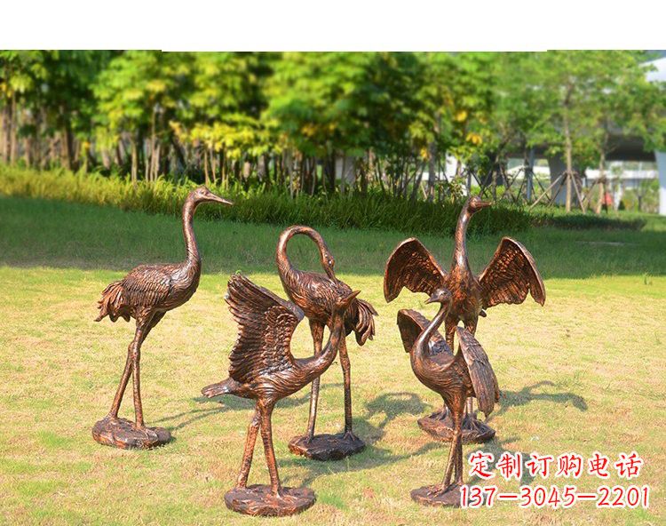 武汉仿铜钢玻璃摇头仙鹤雕塑