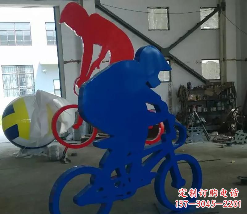 武汉公园不锈钢骑自行车运动人物雕塑
