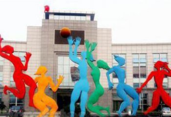 武汉激情运动的写照：不锈钢女孩打篮球雕塑