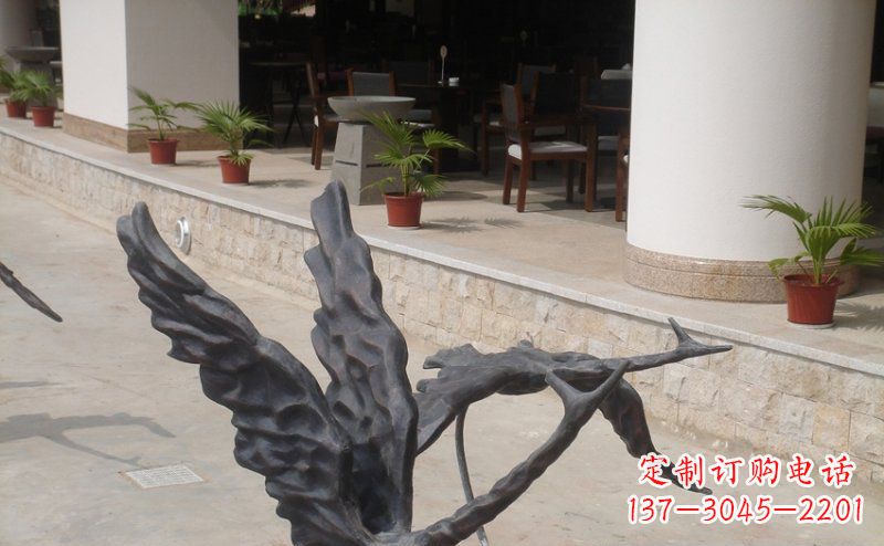 武汉公园抽象大雁动物铜雕
