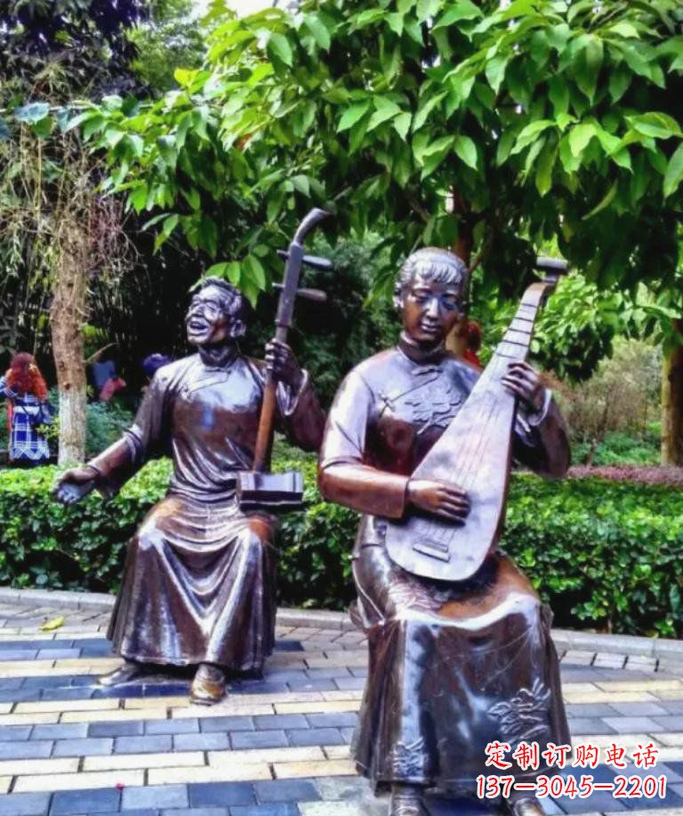 武汉以音乐为灵感原点的二胡铜雕