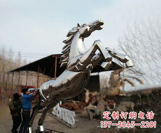 武汉中领雕塑:精美的奔马雕塑