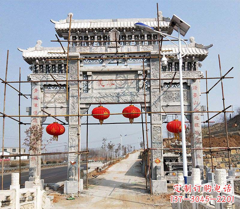 武汉传统工艺精致三门牌坊石雕