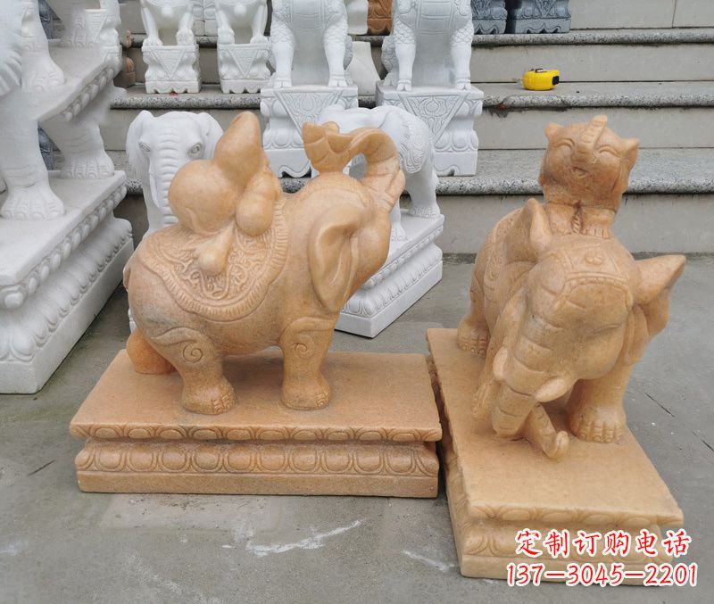 武汉完美还原静谧大象雕塑