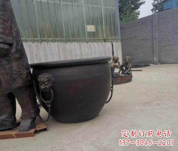武汉水缸铜雕塑 (2)