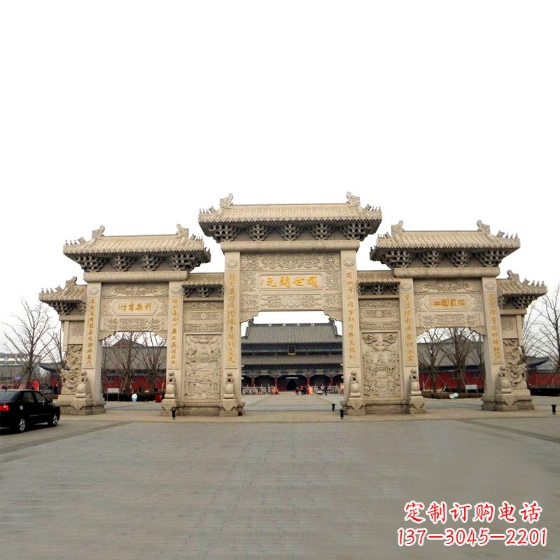 武汉寺院景区石雕牌坊