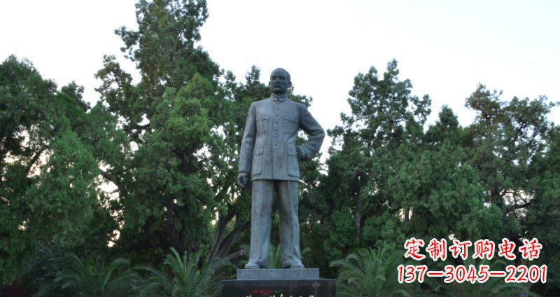 武汉孙近代名人铜雕_1