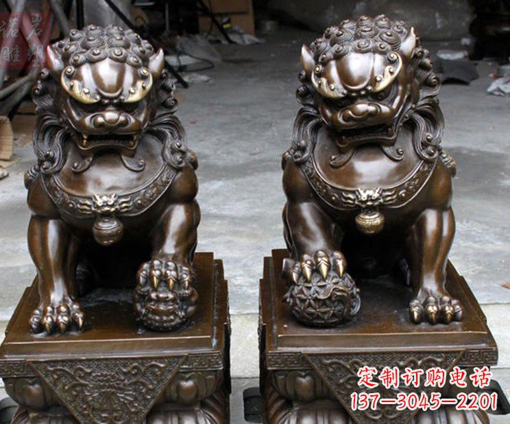 武汉天安门铜狮子