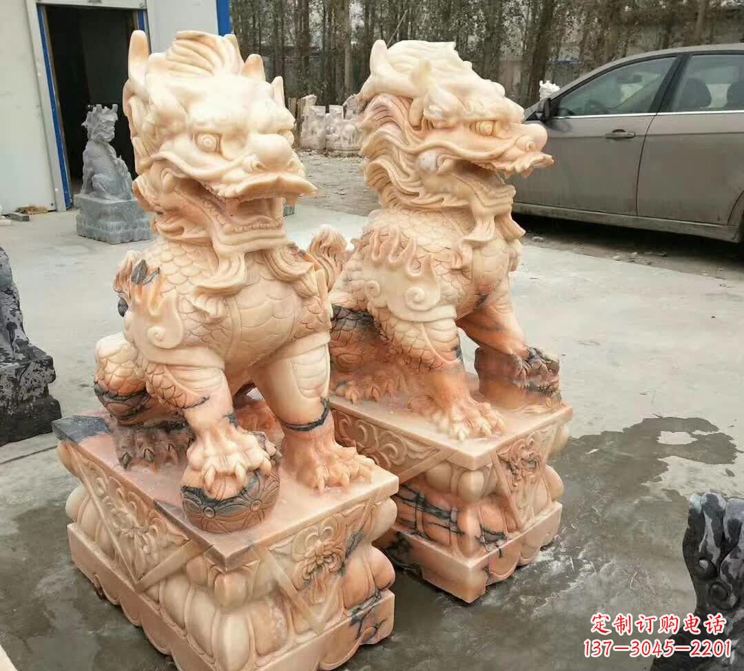 武汉晚霞红酒店麒麟门墩