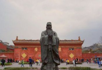武汉传统文化艺术品，青铜孔子行教人物雕塑