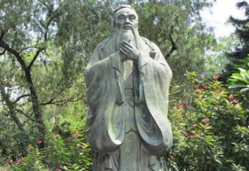 武汉高贵的雄姿，见证老子的伟大——老子公园名人铜雕