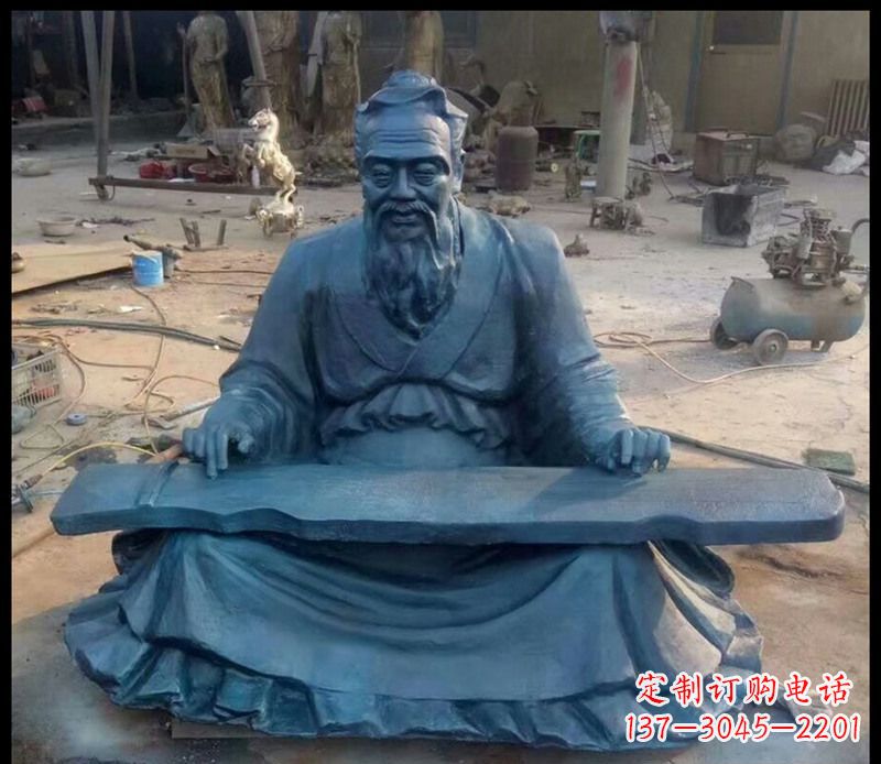 武汉校园孔子弹琴铜雕