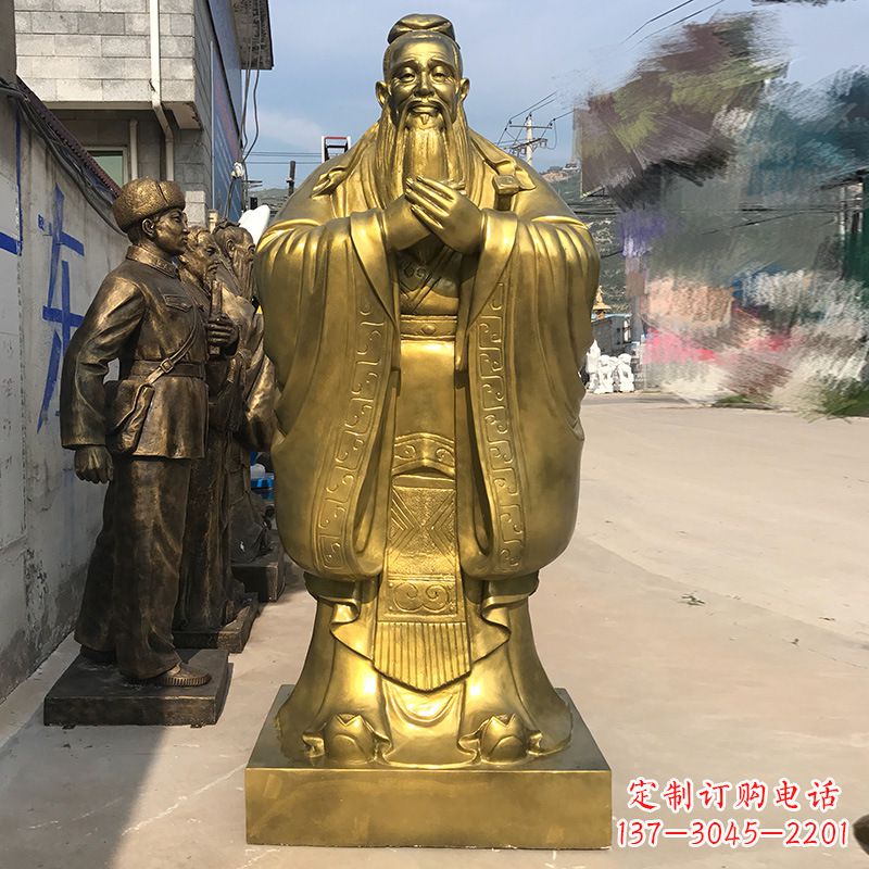 武汉校园孔子铜雕像